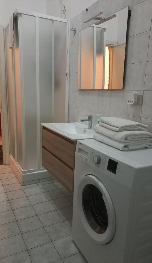 Ripa Grande Apartment Ферара Екстериор снимка